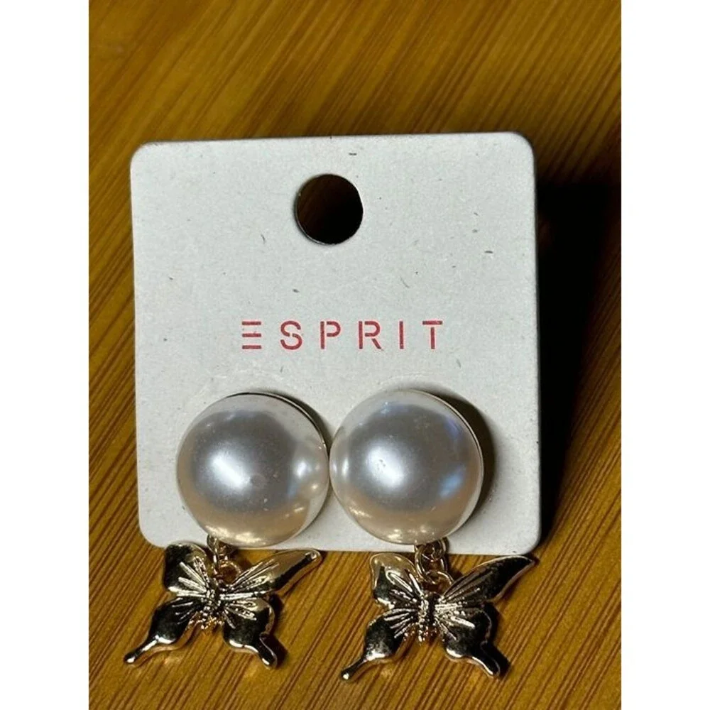 ESPRIT Gold Tone Pearl Stud Earrings Gold Butterfly Dangle Charm Boho New Pair